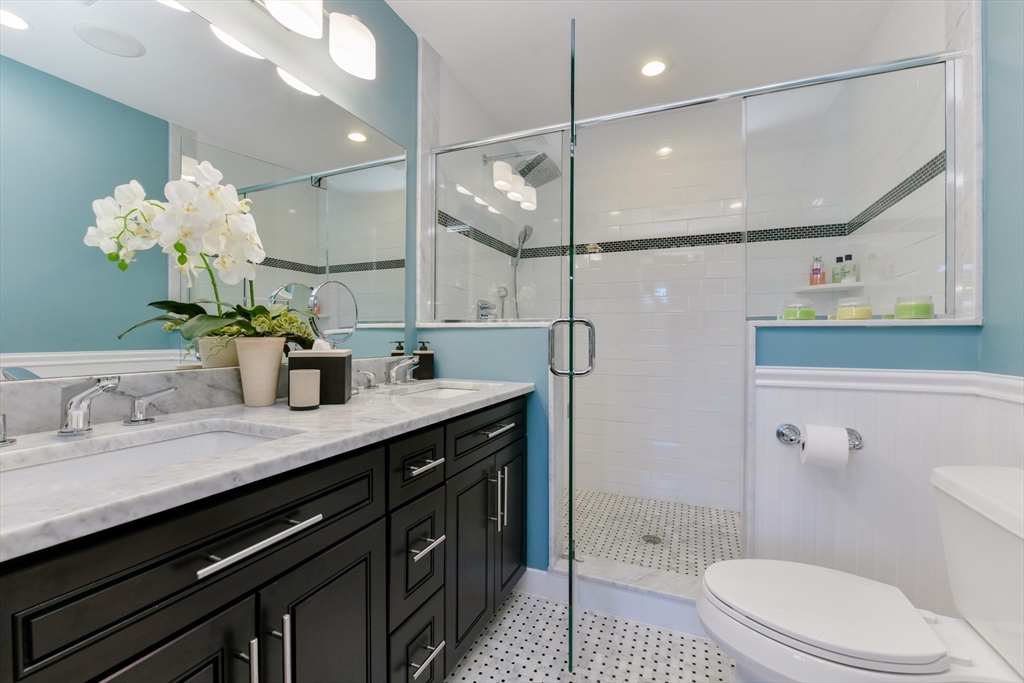 350 West Broadway, Unit 10 Boston, MA 02127 - Photo 22 of 22