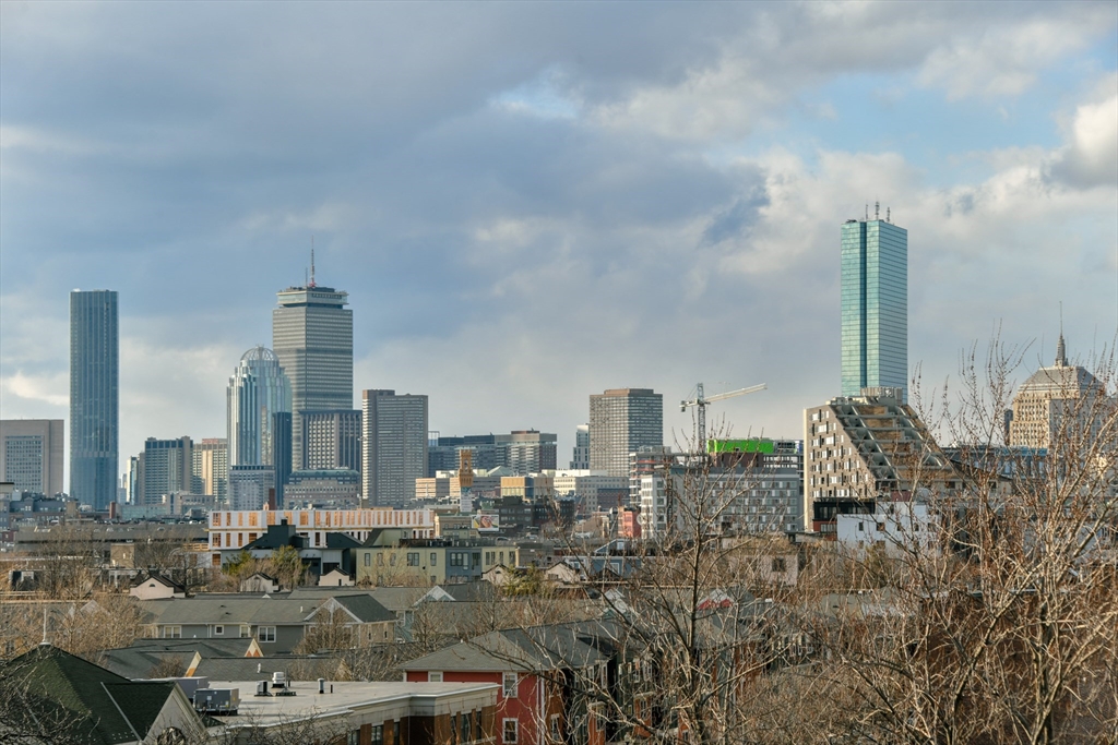 350 West Broadway, Unit 10 Boston, MA 02127 - Photo 5 of 22