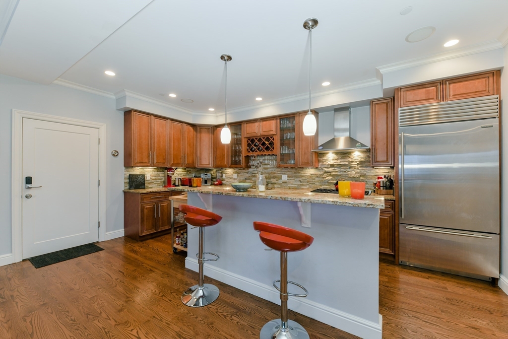 350 West Broadway, Unit 10 Boston, MA 02127 - Photo 7 of 22