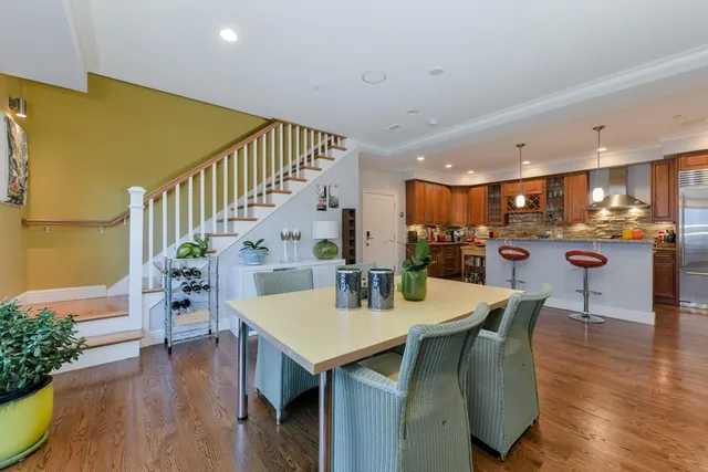 $6,000 | 350 West Broadway, Unit 10, Boston, MA 02127