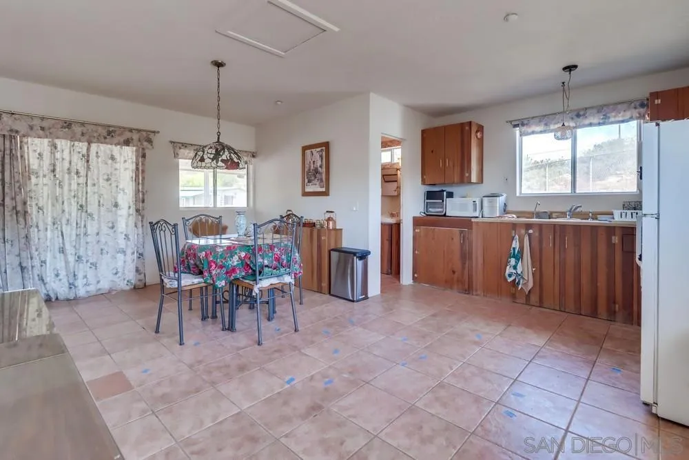 2036 Boulder Oaks Road Potrero, CA 91963 - Photo 8 of 21 Gallery Image 8