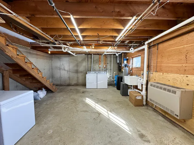 $1,000,000 | 203 East Shore Road, Embden, ME 04958