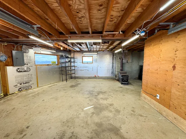 $1,000,000 | 203 East Shore Road, Embden, ME 04958