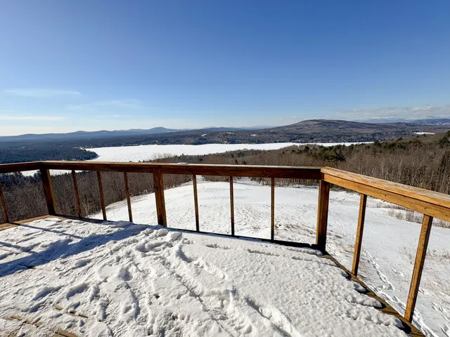 $1,000,000 | 203 East Shore Road, Embden, ME 04958