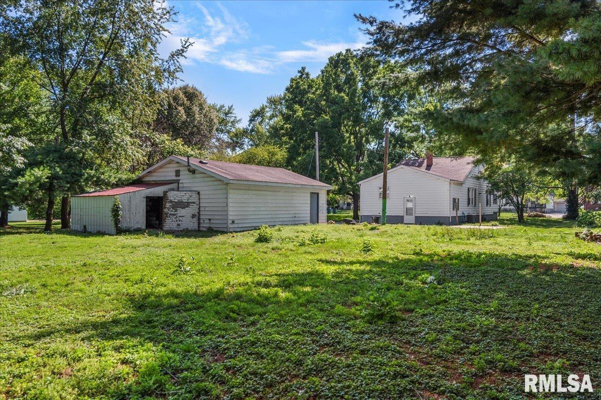 216 North Milton Avenue Springfield, IL 62702 - Photo 40 of 47 Gallery Image 40