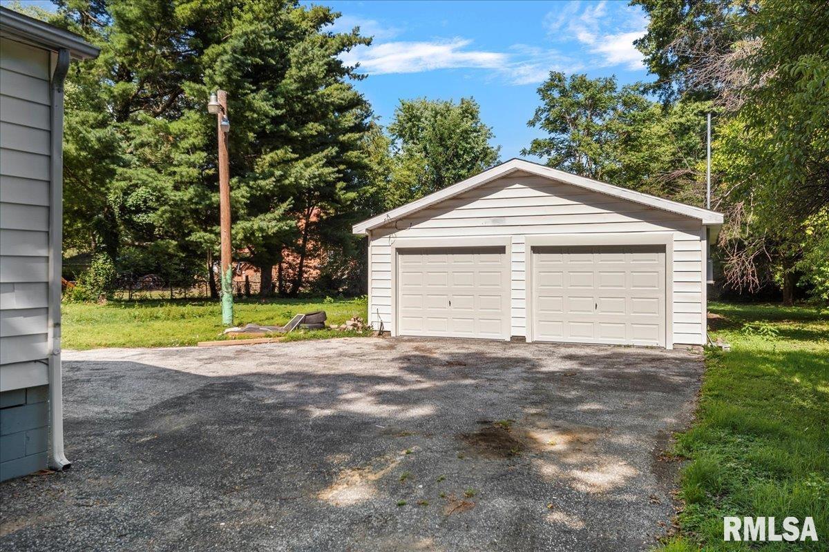 216 North Milton Avenue Springfield, IL 62702 - Photo 44 of 47 Gallery Image 44