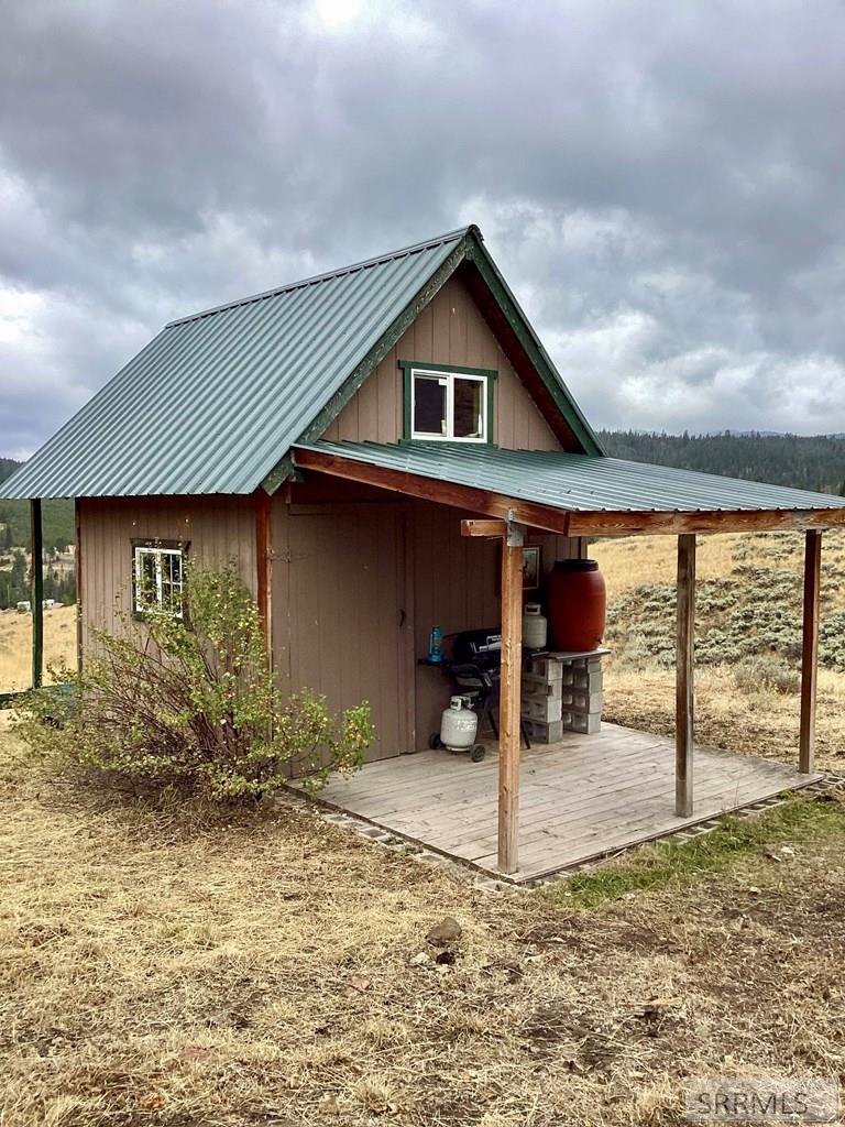 53 Panther Creek Estates Road Challis, ID 83226 - Photo 9 of 23