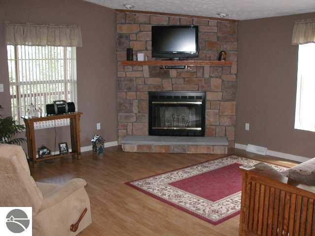 2736 Valley Road Northwest Kalkaska, MI 49646 - Photo 9 of 15 1694475-8.JPG