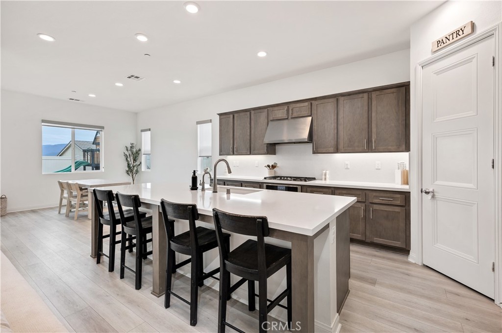 39481 Chamise Temecula, CA 92591 - Photo 3 of 41