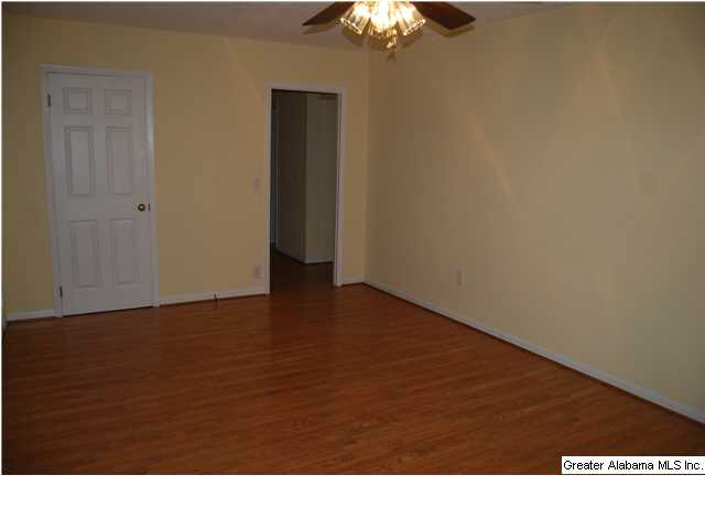 701 3rd Avenue Northeast Jacksonville, AL 36265 - Photo 4 of 20