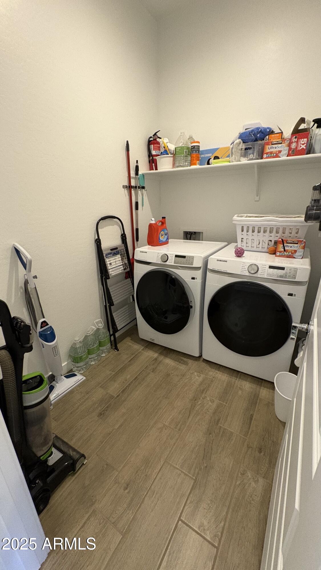 3240 West Peak View Road Phoenix, AZ 85083 - Photo 31 of 37 a view of kitchen sink and stove