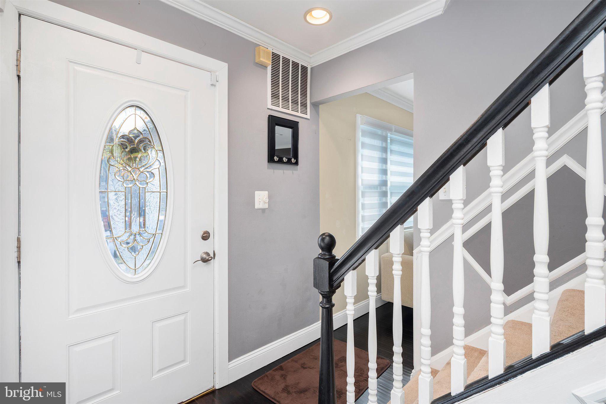 34 Brockton Road Hamilton, NJ 08619 - Photo 2 of 29