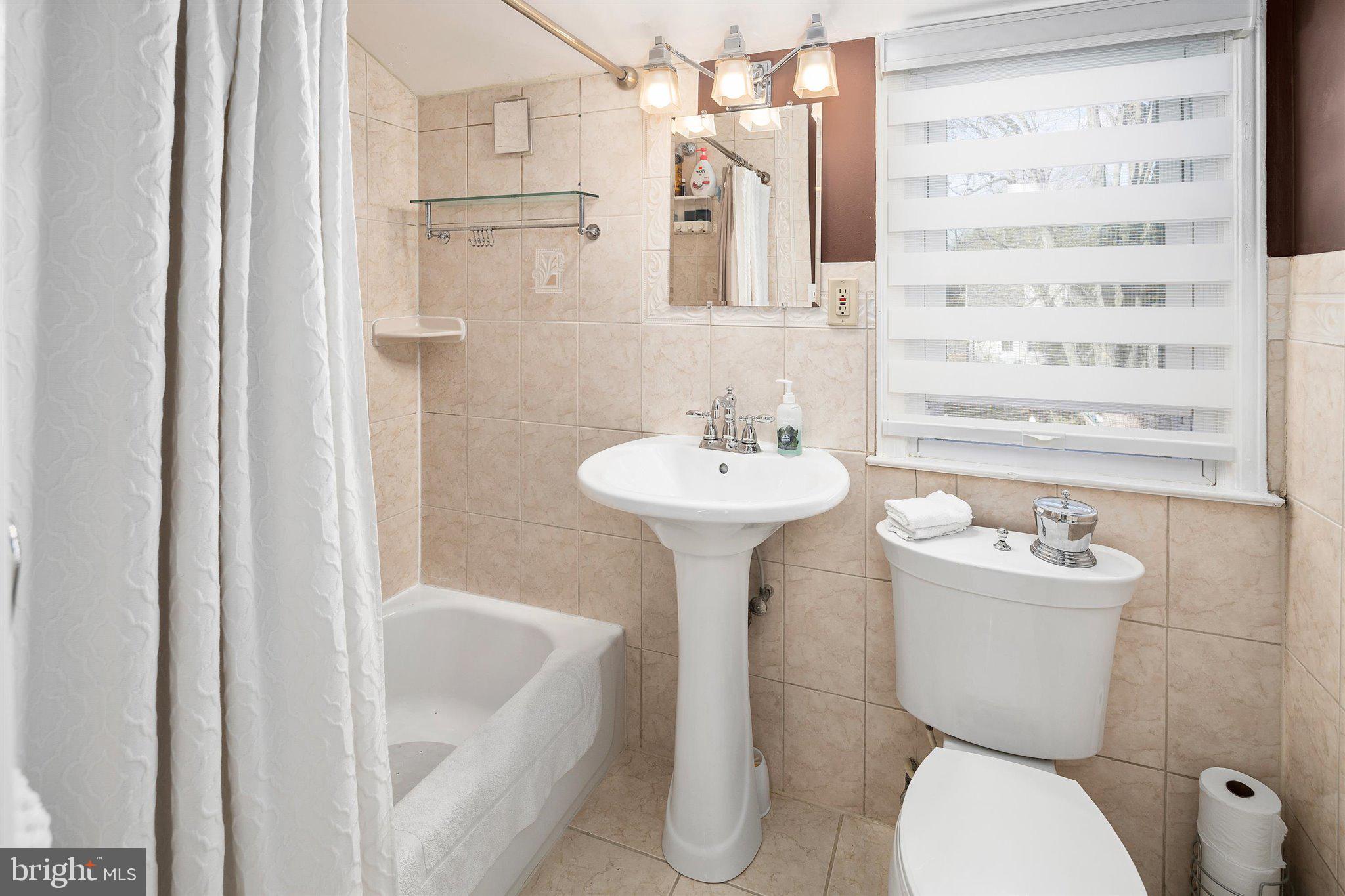 34 Brockton Road Hamilton, NJ 08619 - Photo 18 of 29