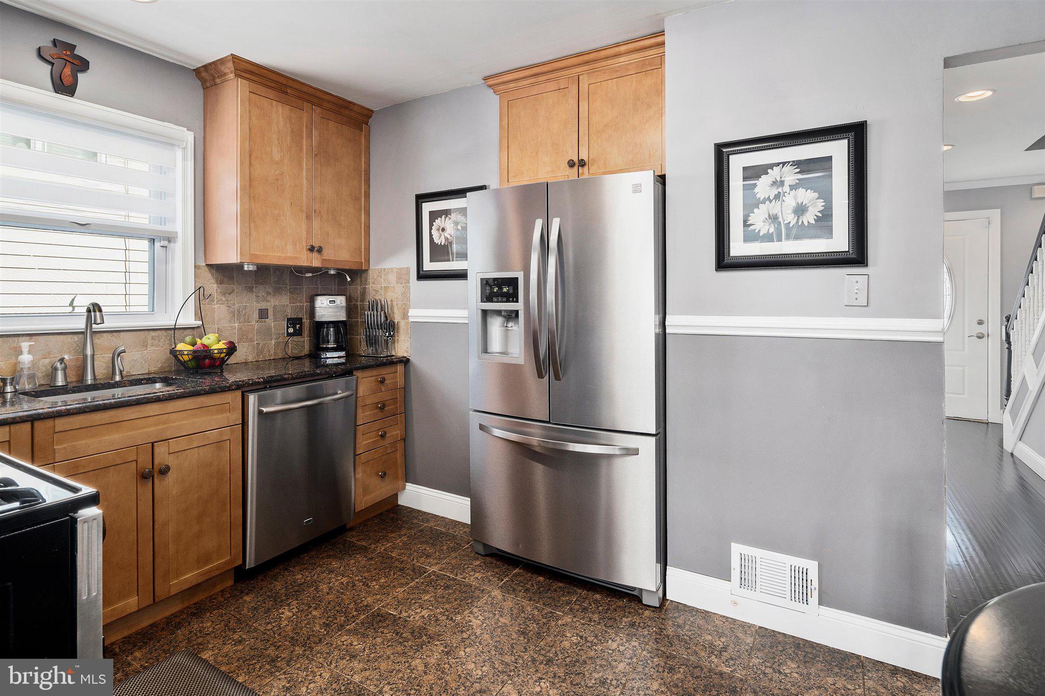 34 Brockton Road Hamilton, NJ 08619 - Photo 5 of 29