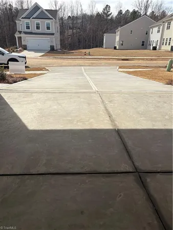 $2,300 | 5639 Hydrangea Street, Winston-Salem, NC 27104