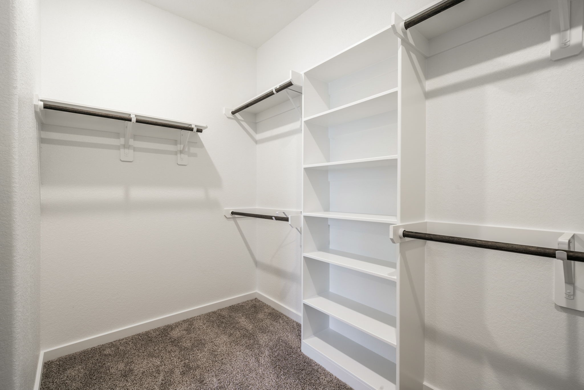 8209 Rising Stream Drive Houston, TX 77063 - Photo 28 of 37 Gallery Image 28