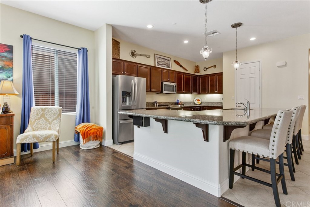 6013 Trafford Place Bakersfield, CA 93306 - Photo 11 of 53