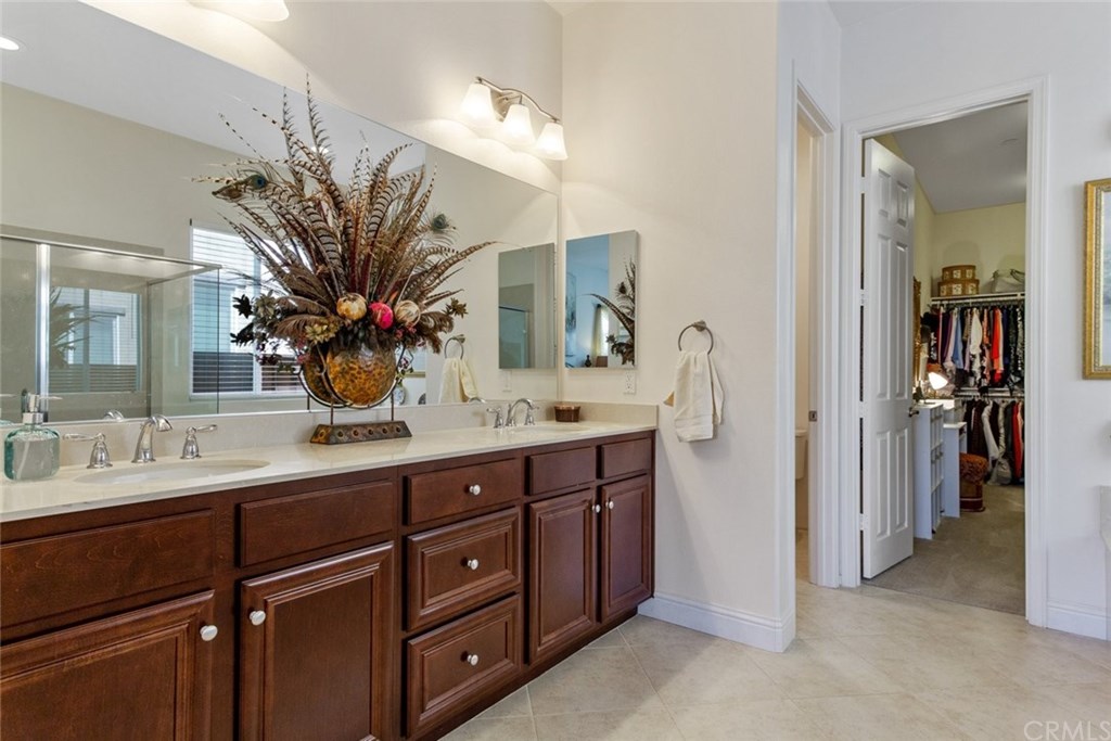 6013 Trafford Place Bakersfield, CA 93306 - Photo 28 of 53