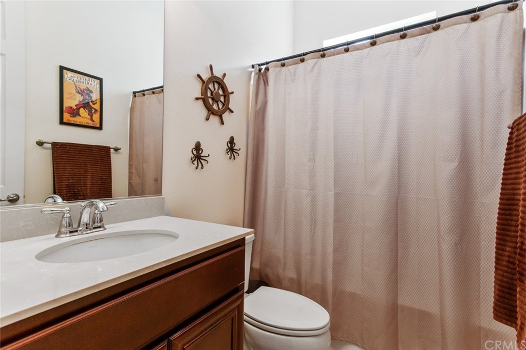 6013 Trafford Place Bakersfield, CA 93306 - Photo 35 of 53