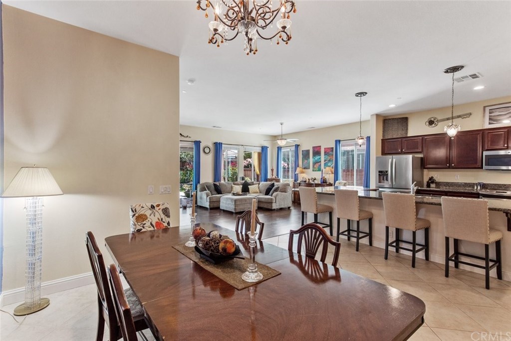 6013 Trafford Place Bakersfield, CA 93306 - Photo 9 of 53