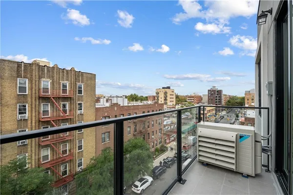 $489,000 | 1657 East 19th Street, Unit 6A | Homecrest