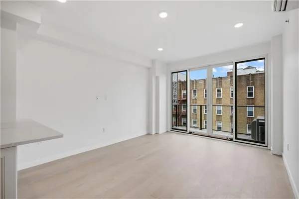 $489,000 | 1657 East 19th Street, Unit 6A | Homecrest