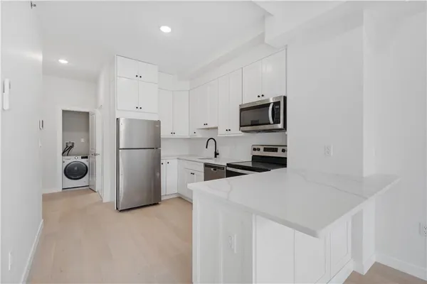 $489,000 | 1657 East 19th Street, Unit 6A | Homecrest