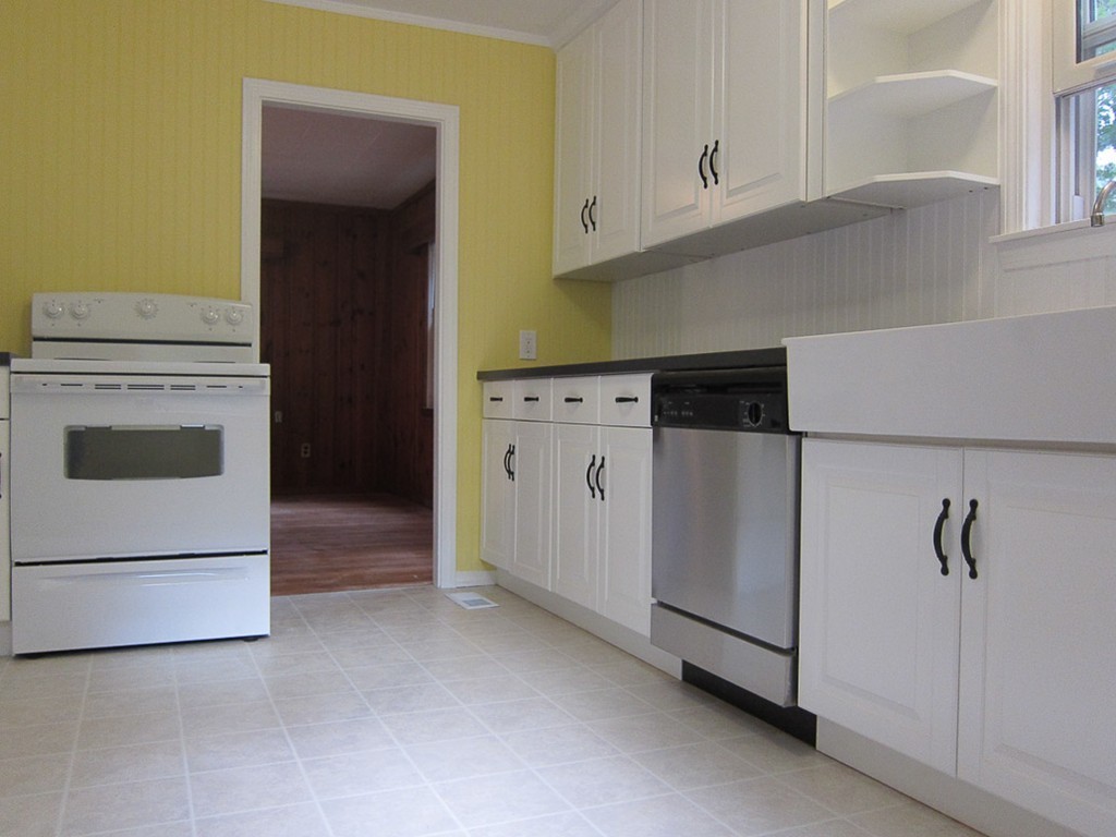 973 Bay Road Sharon, MA 02067 - Photo 11 of 29