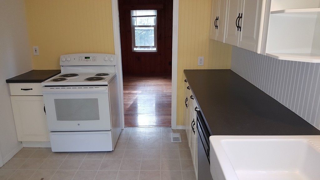 973 Bay Road Sharon, MA 02067 - Photo 13 of 29