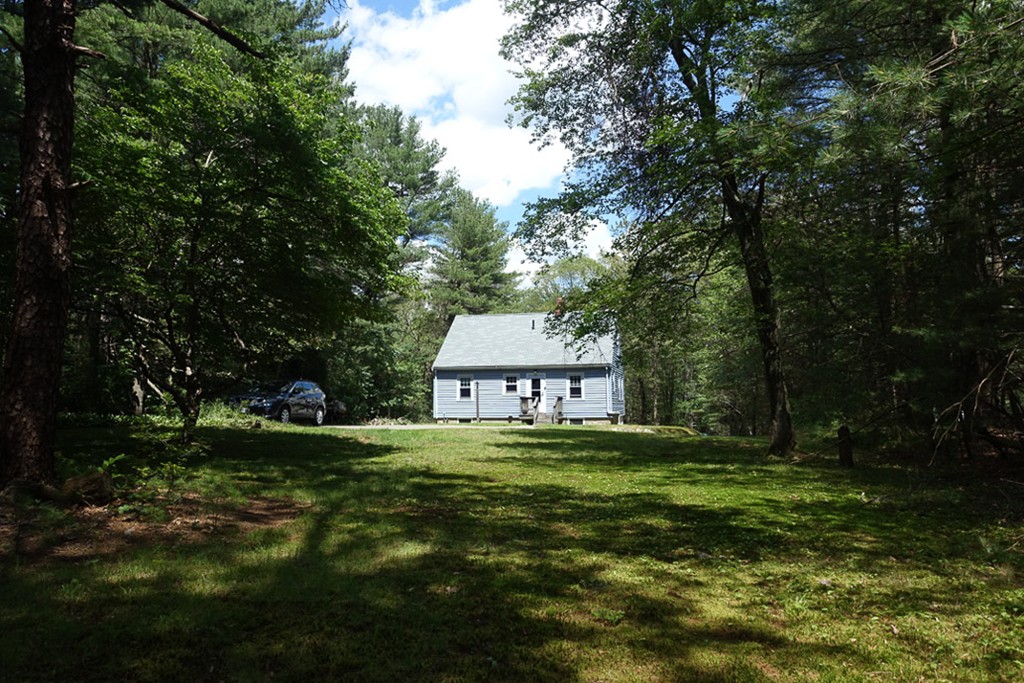 973 Bay Road Sharon, MA 02067 - Photo 3 of 29