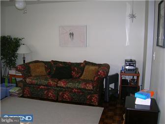 32 Muirfield Drive Reading, PA 19607 - Photo 3 of 9 Gallery Image 3