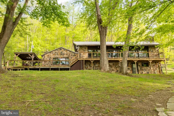 $700,000 | 750 Lake Side Road, Addison, PA 15411