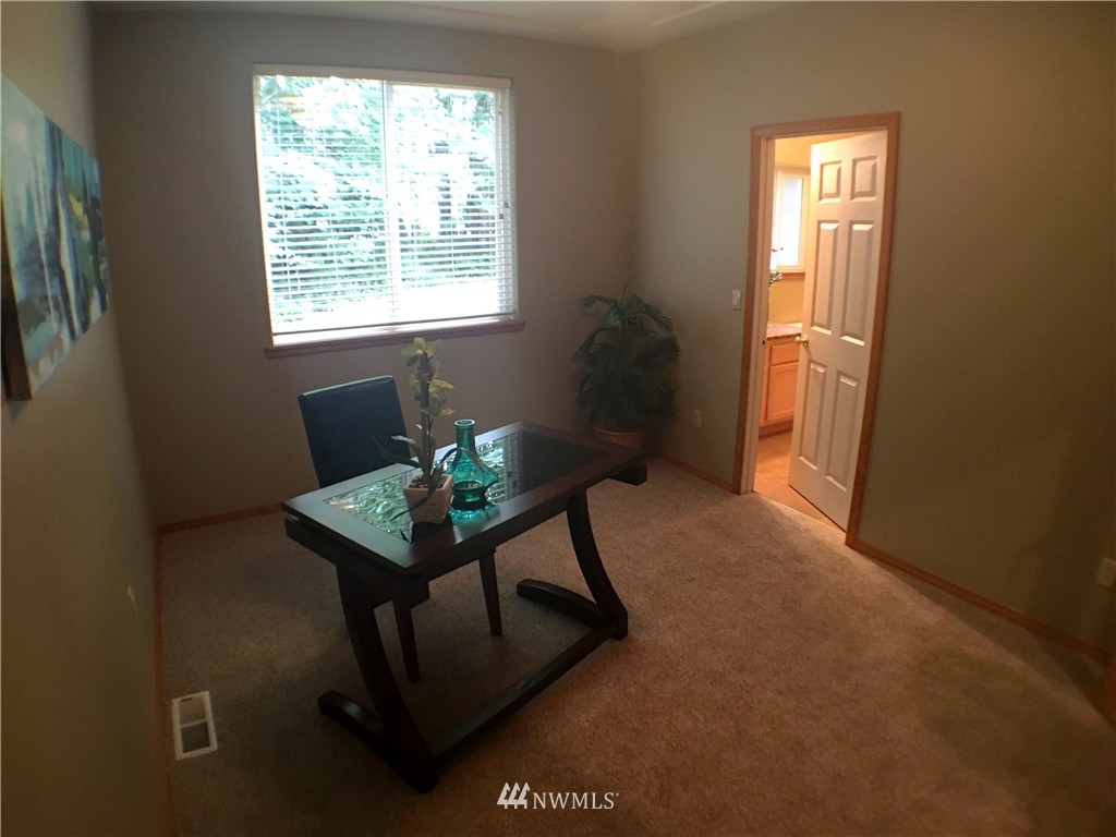 2948 Libby Road Northeast Olympia, WA 98506 - Photo 12 of 25 Gallery Image 12