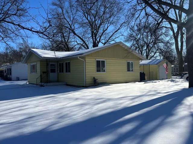 $269,700 | 1221 Home Place, Faribault, MN 55021