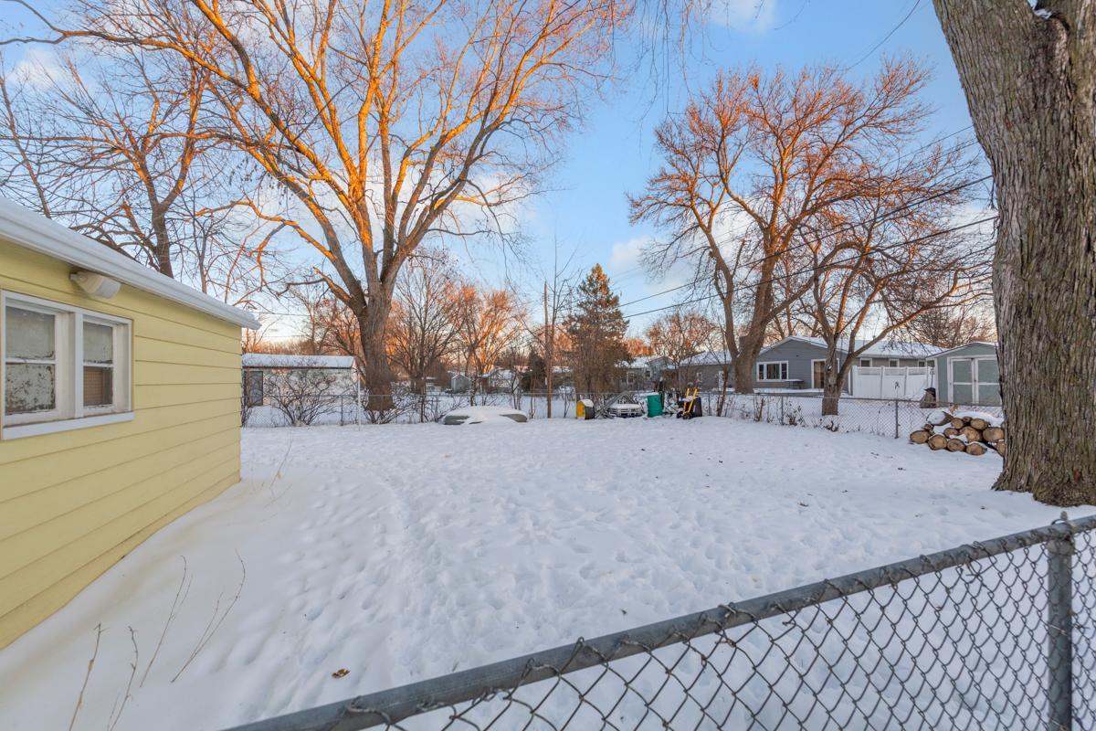 1221 Home Place Faribault, MN 55021 - Photo 10 of 34