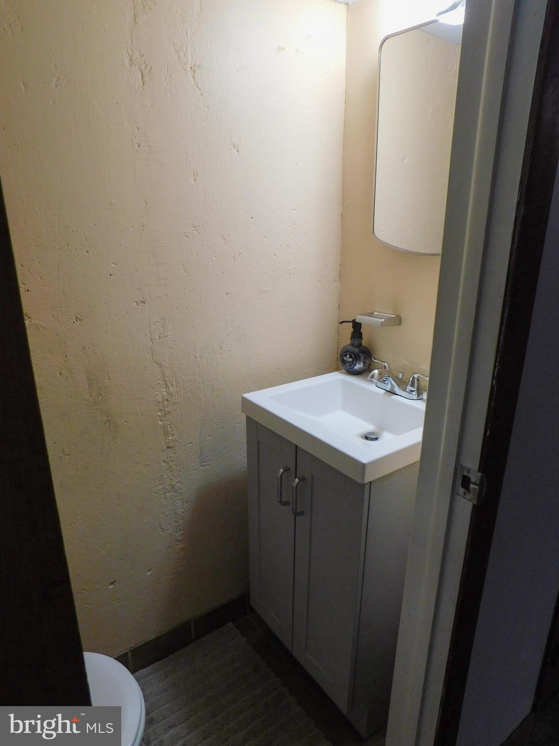 409 Seville Street, Unit A Philadelphia, PA 19128 - Photo 11 of 16