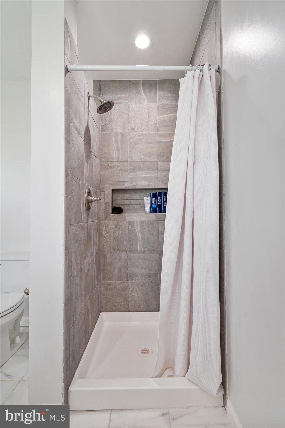 5301 Middleburg Road Union Bridge, MD 21791 - Photo 22 of 46 Full Bathroom Shower
