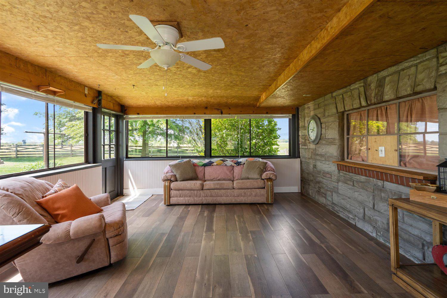 5301 Middleburg Road Union Bridge, MD 21791 - Photo 26 of 46 Sunroom