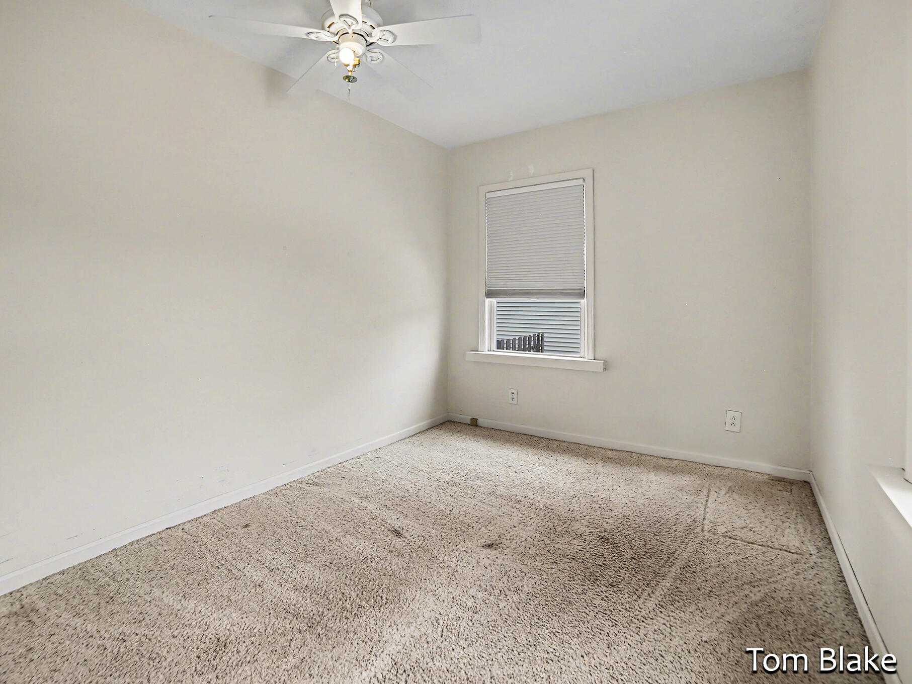 1834 Edgewater Street Muskegon, MI 49441 - Photo 18 of 29 IMG_7962