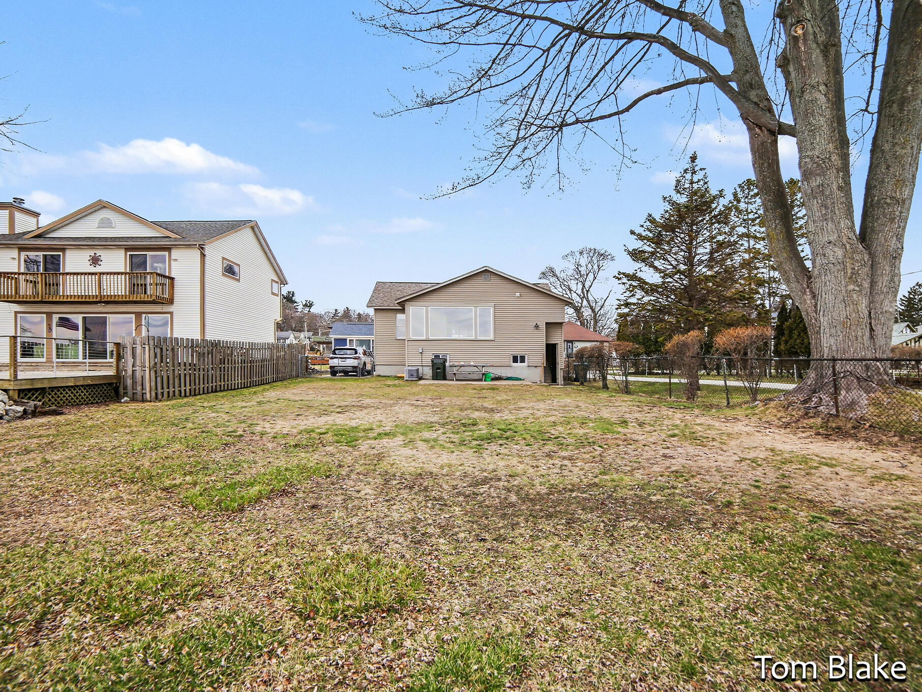 1834 Edgewater Street Muskegon, MI 49441 - Photo 25 of 29 IMG_8017
