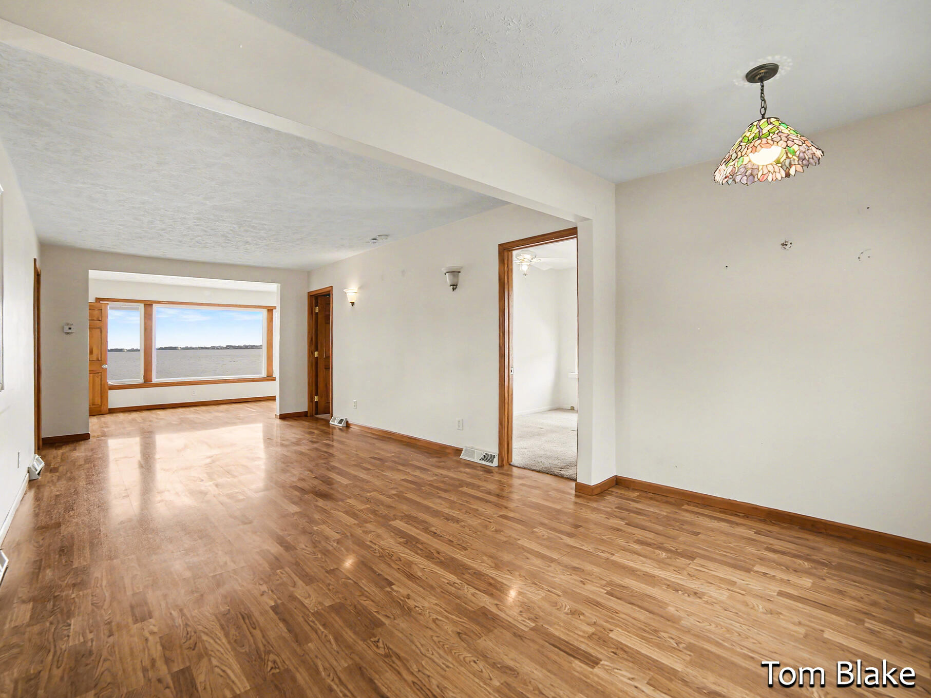 1834 Edgewater Street Muskegon, MI 49441 - Photo 8 of 29 IMG_7938