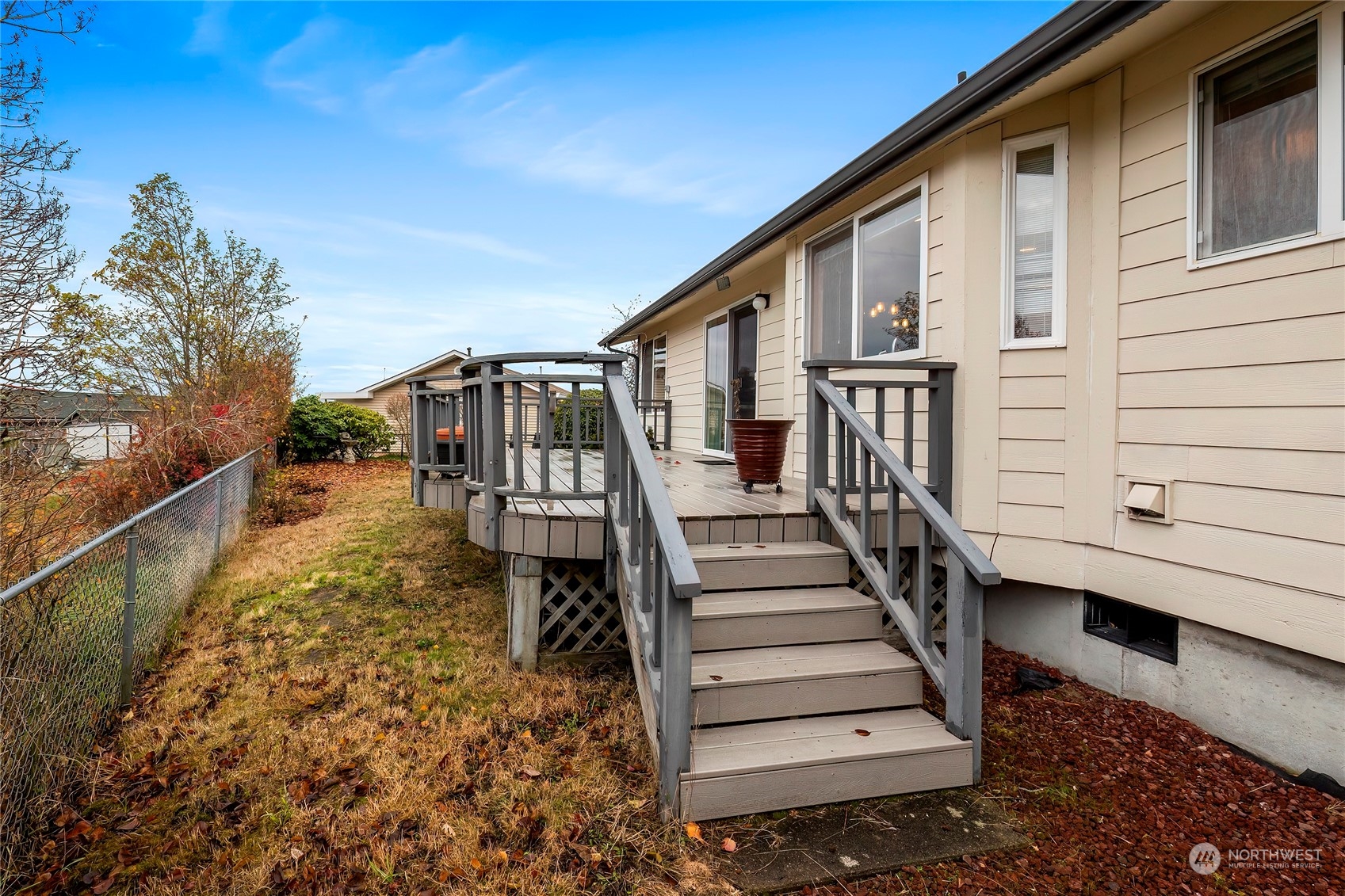 1035 Chestnut Street Bremerton, WA 98310 - Photo 24 of 26 Gallery Image 24