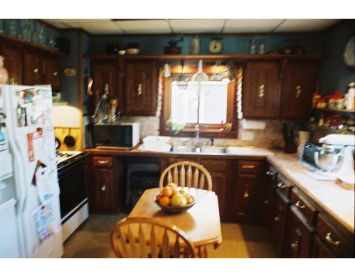 94 Dana Street Springfield, MA 01104 - Photo 4 of 9