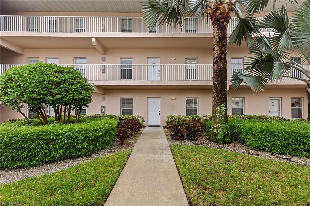 3250 Cypress Glen Way, Unit 406 Naples, FL 34109 - Photo 4 of 31