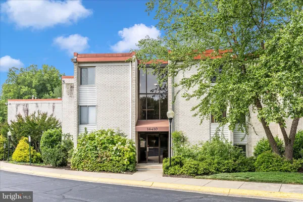 $195,000 | 14410 Parkvale Road, Unit 6, Rockville, MD 20853