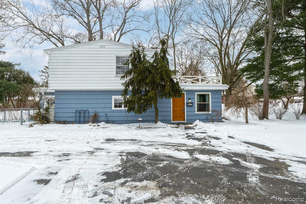 10221 Wayne Road Livonia, MI 48150 - Photo 3 of 31