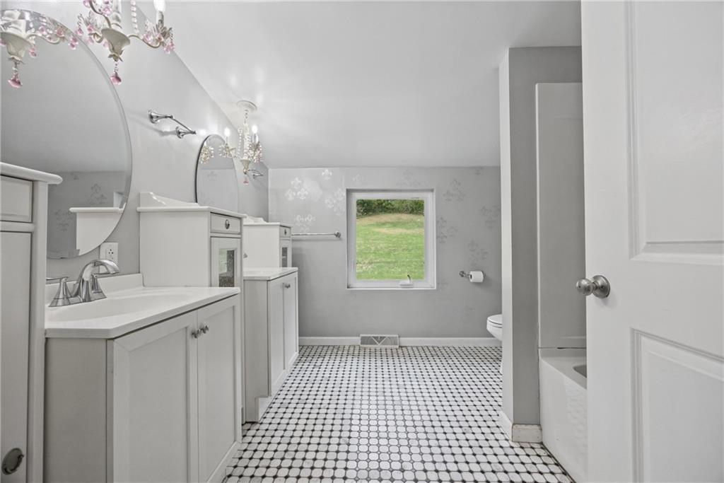 455 Rural Valley Road Claysville, PA 15323 - Photo 22 of 41 Gallery Image 22