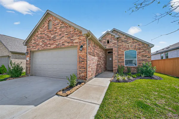 $310,000 | 22007 Oia Island Drive, Hockley, TX 77447