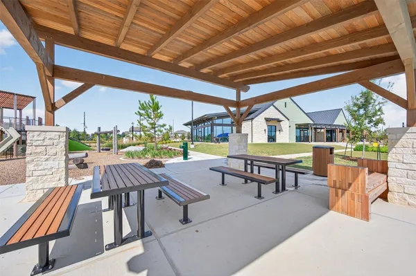 $310,000 | 22007 Oia Island Drive, Hockley, TX 77447