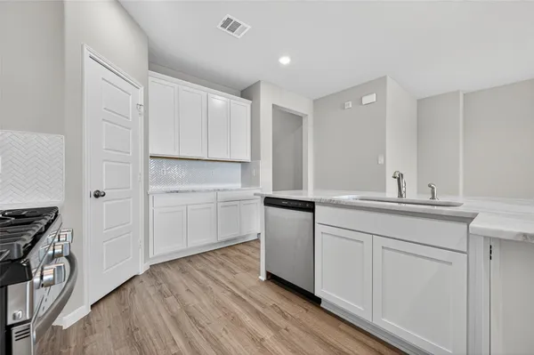 $310,000 | 22007 Oia Island Drive, Hockley, TX 77447